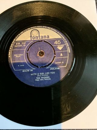The Troggs - With A Girl Like You - 7 " Vinyl Single Record - Rare Irish Import