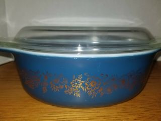 VINTAGE PYREX OVAL CASSEROLE BAKING DISH BLUE WITH GOLD FLOWERS RARE 1 1/2 QT 3