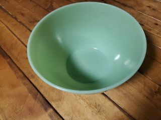 Vintage Fire King Jadeite Vertical Ribbed Mixing Bowl 7 1/2 