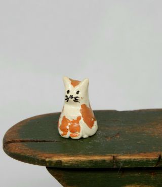 Vintage Teeny - Tiny Hand Sculpted Cat Figurine Artisan Dollhouse Miniature 1:12