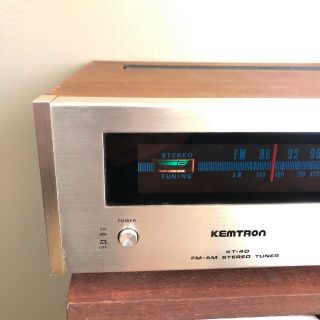 Rare Vintage KEMTRON FM - AM Stereo Tuner Model KT - 40 Great Solid Built 2