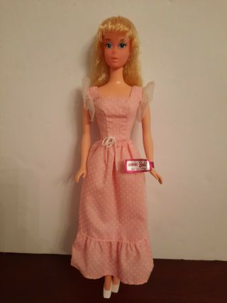 Vintage 1973 Barbie Sweet 16 Happy Birthday Doll Wrist Tag