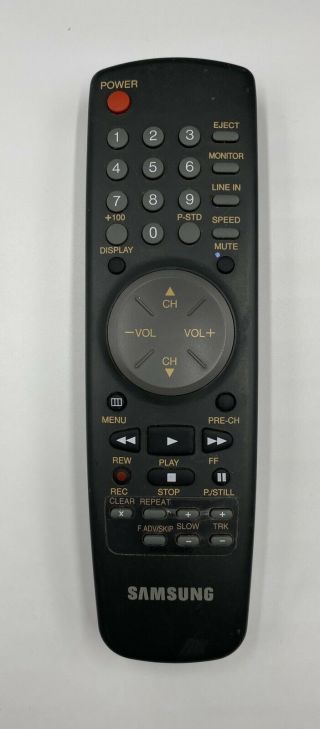 Samsung 13” TV VCR Combo Retro CXD 1334 and 4 HEAD.  RARE 3