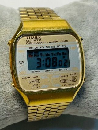 Vintage Rare Timex Alarm Chronograph Quartz Digital Men 