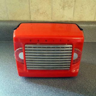 Vintage 1950s Zenith Art Deco Antique Solid Very Rare Red Plastic Tube Radio