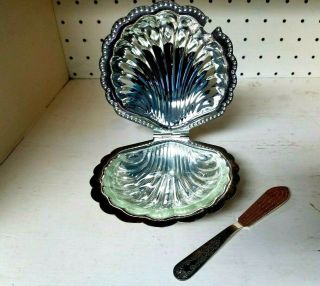Vintage Leonard Silver Plated Scallop Shell Dish Glass Liner & Spreader 826