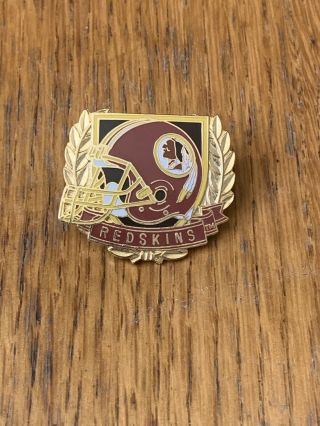 Washington Redskins Pin Badge.  Rare Enamel Early 1990’s