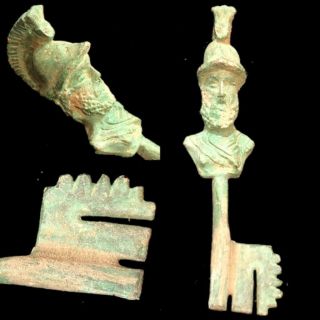 Rare Ancient Roman Bronze Period Key With A Statue - 200 - 400 Ad (2)