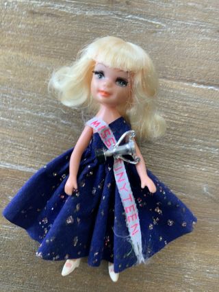 Vintage Tiny Teen Mini Doll 5 " Prom Time 1967 Uneeda Blue Gown Trophy Sash Vgc