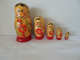 Vintage Russian Babushka Matryoshka Nesting Dolls Total Of 5 Large To Small
