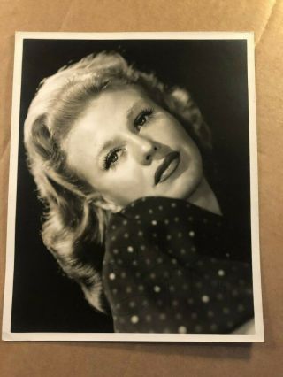 Ginger Rogers Rare Early Vintage Autographed 8/10 Photo 1939