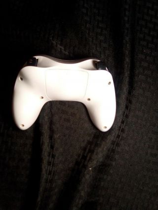 Logitech Wireless Controller For Xbox RARE EA Sports White No Dongle 2