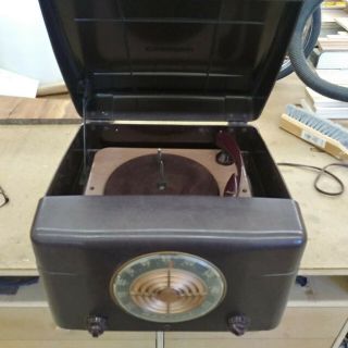 Vtg Admiral Radio/record Player Model 6s12n Art Deco Bakelite Case Rare