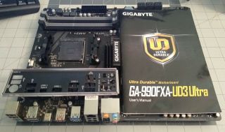 Gigabyte 990 - Fxa - Ud3 Ultra Rare M.  2 Nvme Ssd Slot