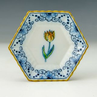 Antique Makkum Dutch Delft Pottery - Hand Painted Tulip Flower Dish