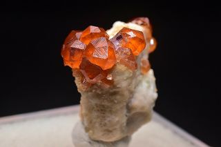 5g Natural Fanta Spessartine Garnets Crystal Rare Mineral Specimen 3