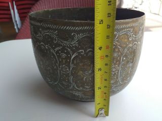 FINE ANTIQUE BRASS chased bowl pot planter circa 1920 - 1950 engraved Indian Asian 2