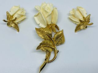 Rare French 1940s Boucher Gold Tone Carved Rose Brooch & Earrings Suite
