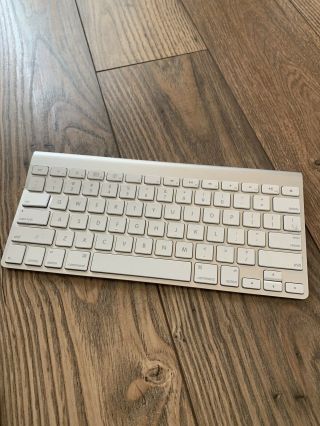 2007 Apple Wireless Bluetooth Keyboard Aluminum Imac Mac A1255 Slim Design Rare