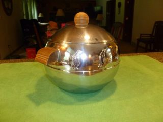 Vintage West Bend Penguin Ice bucket with Brown Wooden Handles Rare Variant 2