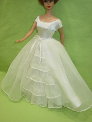 Barbie Vintage 1963 Fashion 947 Bride 