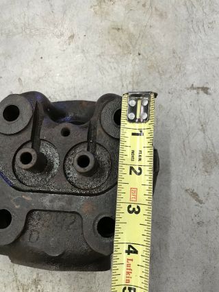 IHC LA Or LB? D9242 Antique Hit And Miss Gas Engine Head 3