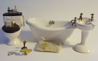 1:12 Scale Dollhouse Furniture Porcelain Bathroom Fixtures & Vanity Accessories
