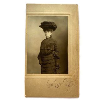 Antique Cabinet Card Photograph Woman Big Hat Fashionable Victorian Id
