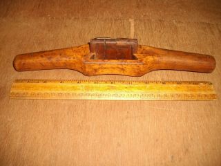 T883 Early Antique Curved Wood Spoke Shave Wooden