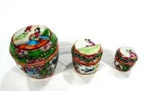 Antique Chinese Rose Medallion Porcelain Covered Jars - 3