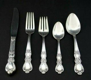 Is Heritage 5 Pc Place Setting 1847 Rogers Bros Vintage Silverplate Flatware