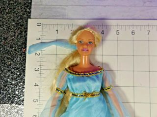 Mattel Barbie Doll 1998 Date On Head.  Cute