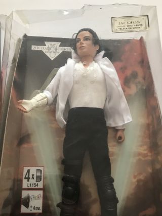 1997 Michael Jackson Singing Black Or White Doll With Beat It Song,  Outfit Rare 2
