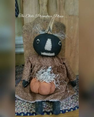 Primitive Handmade Pumpkin Doll With Pumpkin/fall/autumn