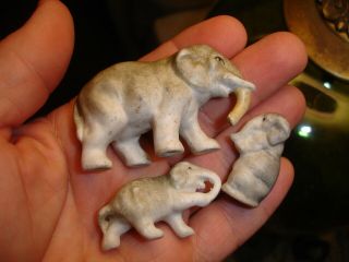 Old Antique Mini Made In Germany Porcelain Momma Elephant W Family Figurines