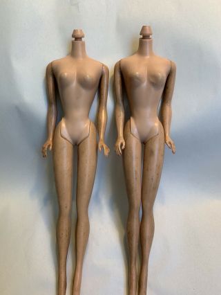 2 Vintage No Head Straight Leg 1958 / 1962 Midge / Barbie Body 4a