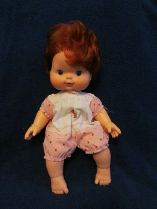 Vintage Baby Blow A Kiss Kenner Strawberry Shortcake Doll