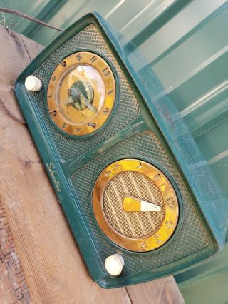 Vintage rare Green Silvertone Bakelite Tube Radio antique estate 2
