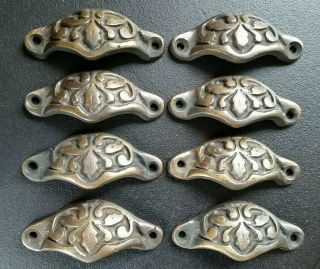 8 Vict.  Antique Style Apothecary Cabinet Pull Handles 2 - 3/8 " C Brass Oak Leaf A3