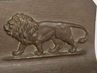 Pr 1930 ' s Bradley & Hubbard B&H Cast Iron Barye Lion Antique Bookends 3