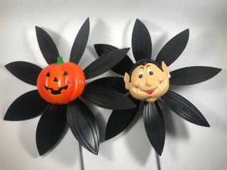 Rare Vintage 1992 Artline Pumpkin Dracula Halloween Garden Pinwheel Wind Spinner
