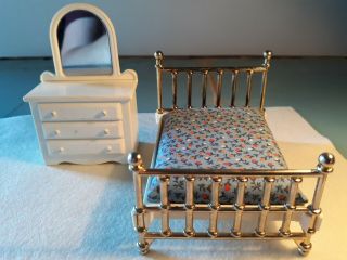 Vintage Fisher Price Dollhouse Master Bedroom Set 1:16