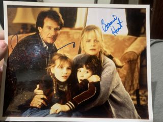 Robin Williams Bonnie Hunt Signed 8x10 Photo Rare
