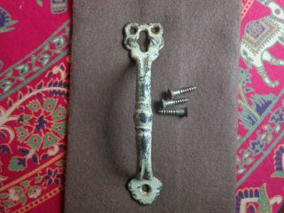 Antique Hardware: Old Ornate Cast Iron Gate Or Screen Door Pull W/ Screws