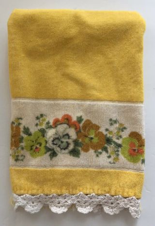 Fashion Manor Jc Penney Vintage Hand Towel Yellow Pansy Flowers Crochet Trim