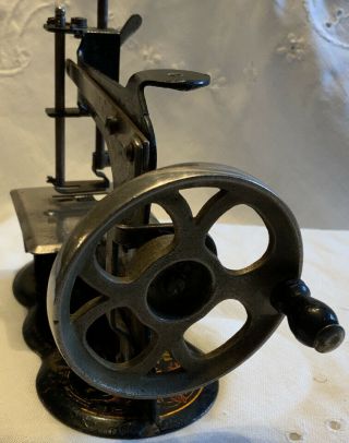 Antique Minature Hand Crank Sewing Machine Toy Made In Germany 2