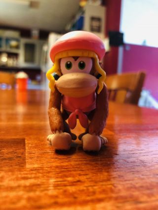 World Of Nintendo 2.  5 " Dixie Kong Figure Rare Jakks Pacific Donkey Kong Country