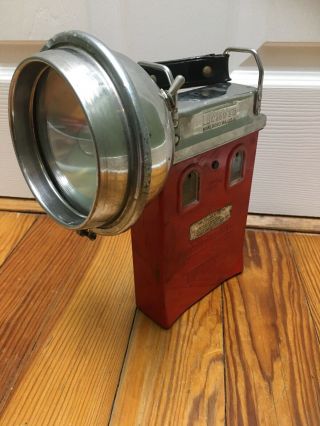 Rare Vintage Koehler Wheat Fire Engine Miners Flashlight Light 4 Volt Battery