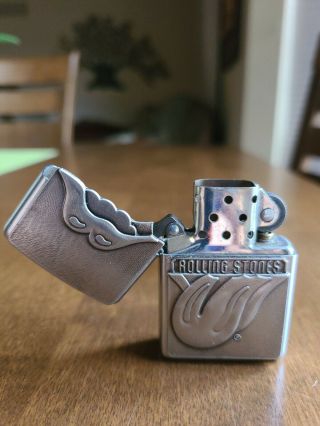 Rolling Stones Rare Zippo Trick Tongue Chrome Lighter in Metal Case 2