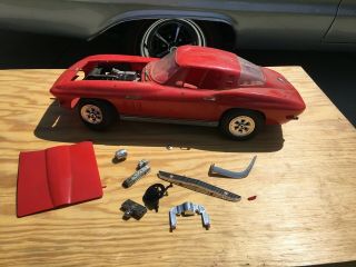 Monogram 1/8 Scale 1965 Corvette Stingray Fastback Parts Or Restoration Project